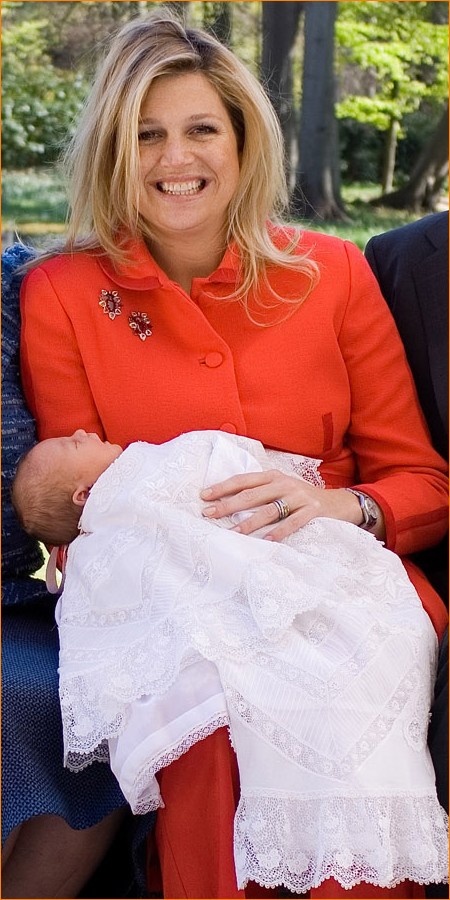 Prinses Máxima met de één maand oude Ariane